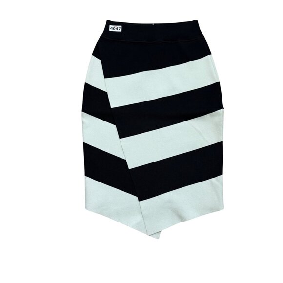 A.L.C. Black & White Chevron Stripe Knit Skirt Asymmetrical Hem Womens - Picture 2 of 12